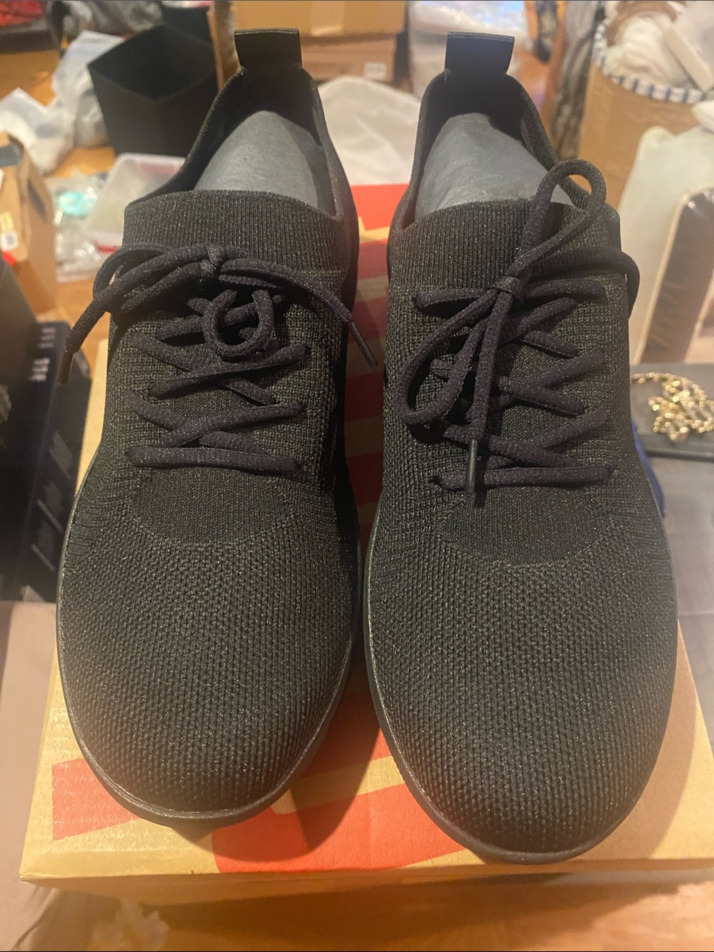 NIB FitFlop Black Knit Lace-Up Sneakers.